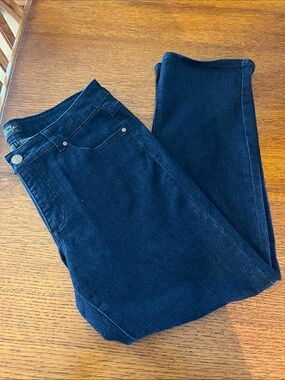 MEASURE & MADE Women's Dark Blue Straight Leg Jeans, size 8
